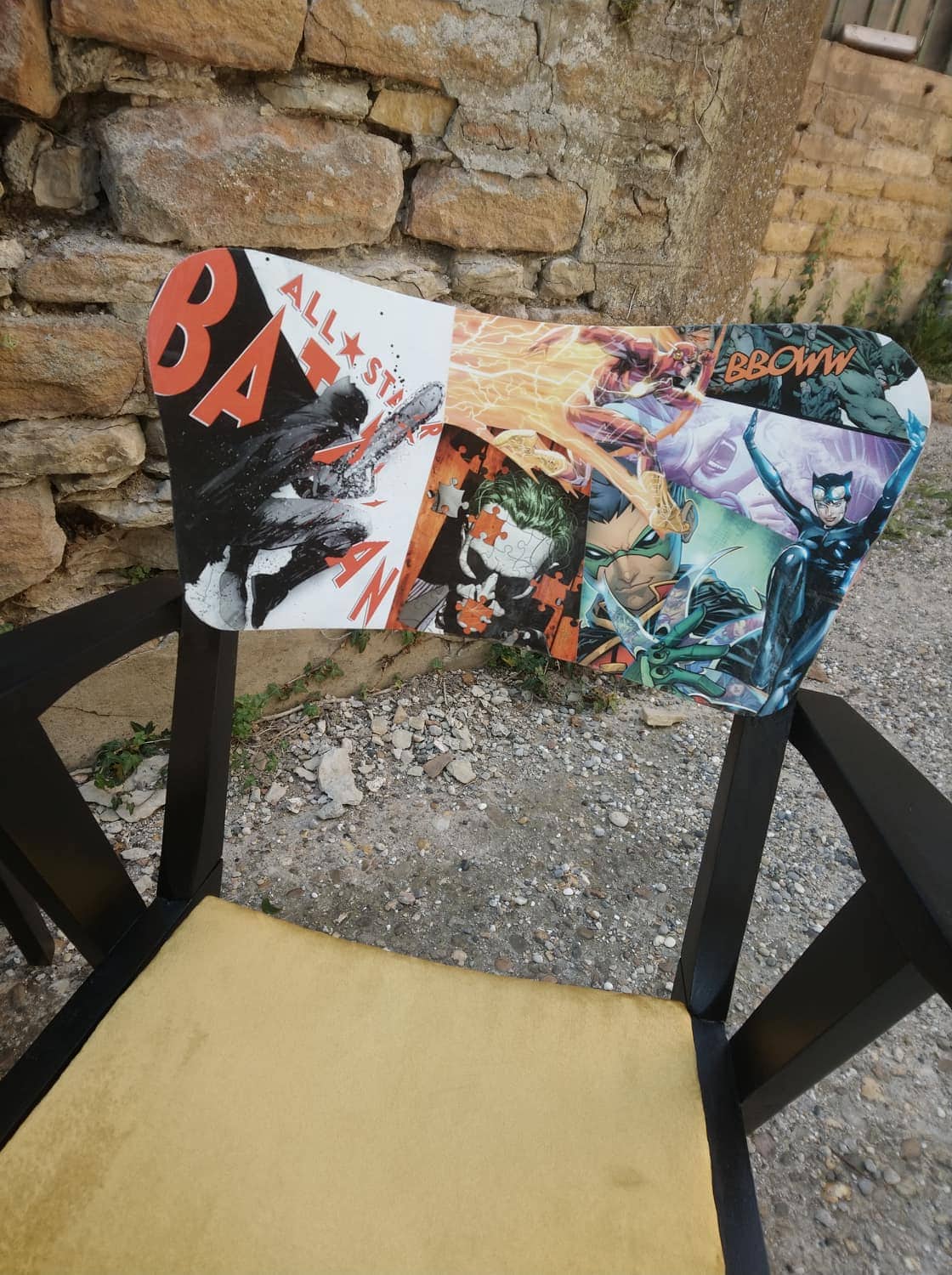 chaise vintage batman relookée fun comics déco enfant