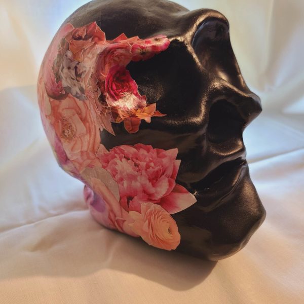 vue roses bohème tête de mort
