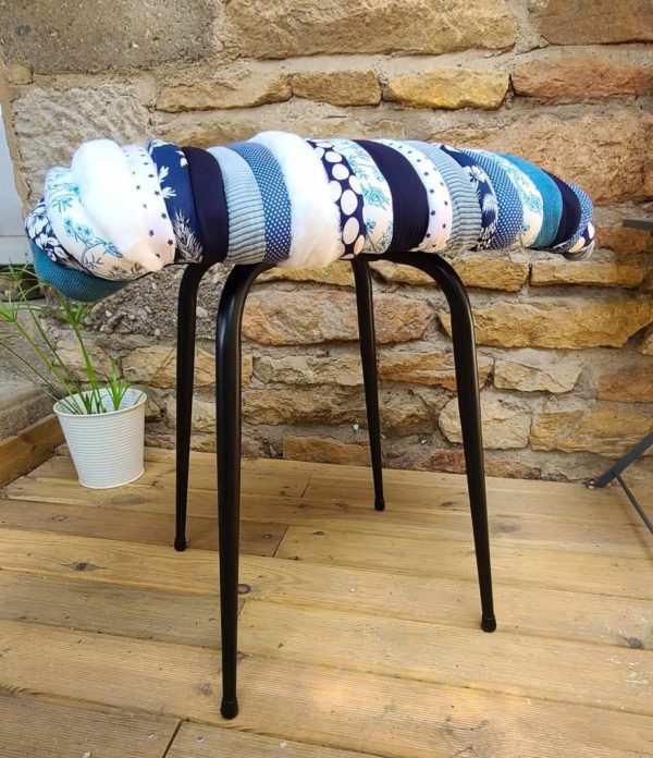 assise blanc bleu confort enfant