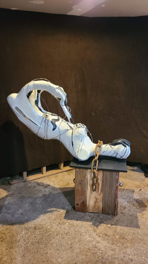 oeuvre singulière sculpture arts plastiques